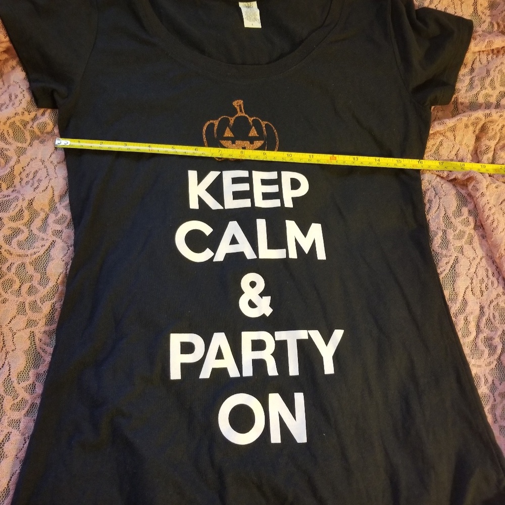 Shirt - Picture 3 of 4
